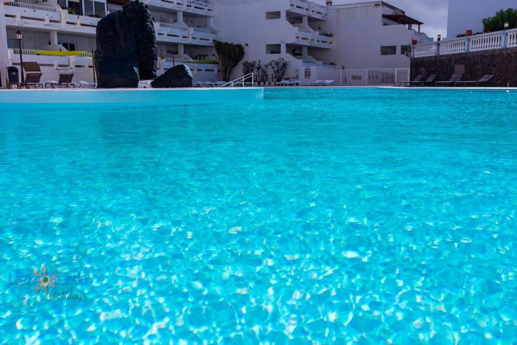 Vivienda Vacacional El Descanso Costa Teguise Bagian luar foto
