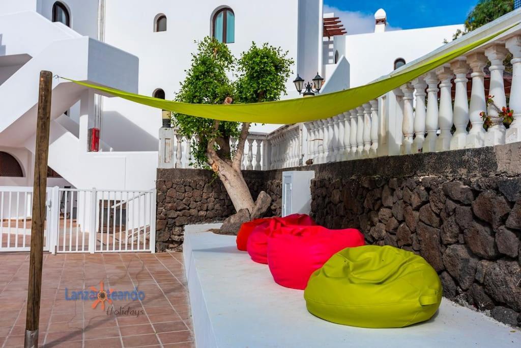 Vivienda Vacacional El Descanso Costa Teguise Bagian luar foto